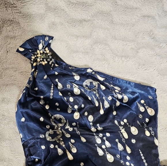 David Meister Blue Pearl Satin One Shoulder Sheath Cocktail Dress Jewel Print 6 - Picture 10 of 15